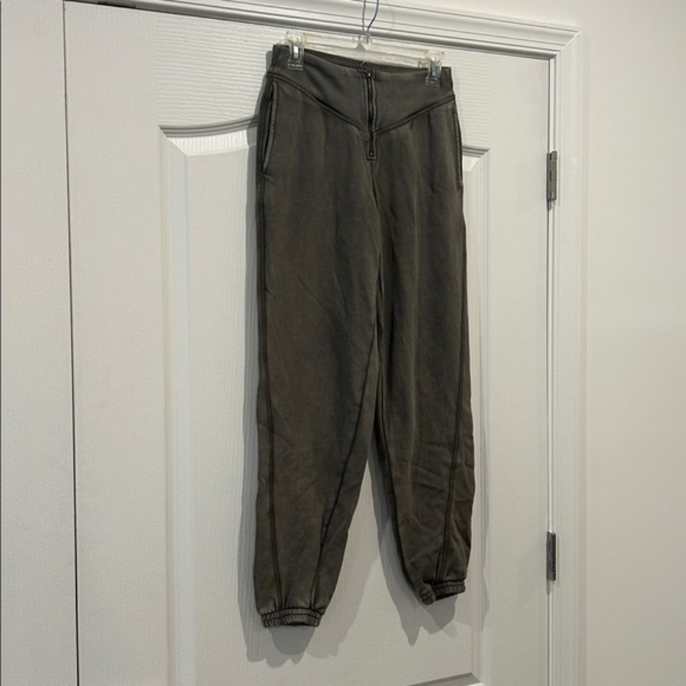 Aerie Green  Joggers